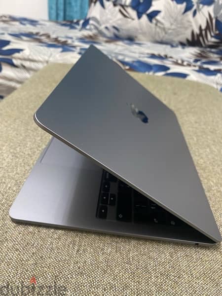 MacBook Air M2 2022 5