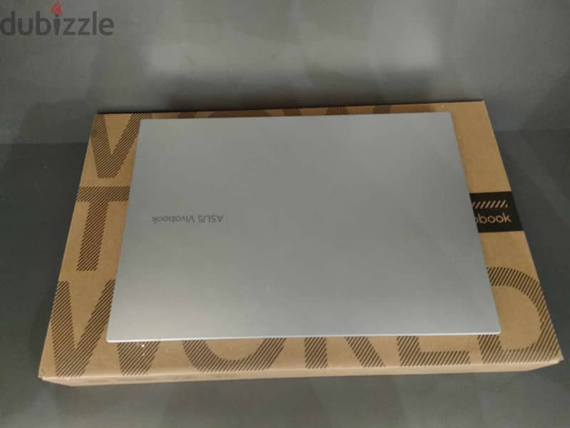 Asus vivobook16 D1603QA 2