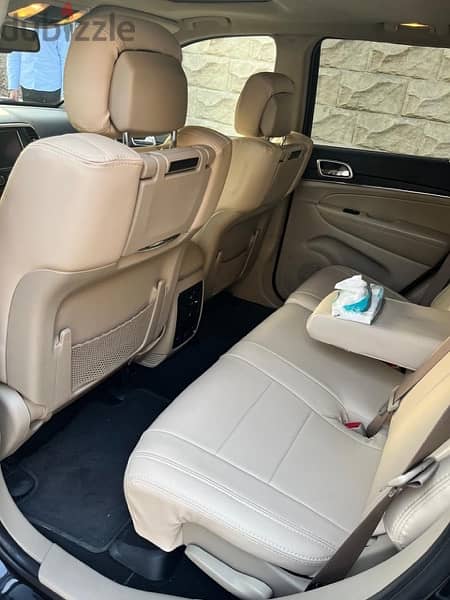 جراند شروكي ٢٠١٨ للايجار بسائق و بدون - Jeep grand cherokee for rent 4