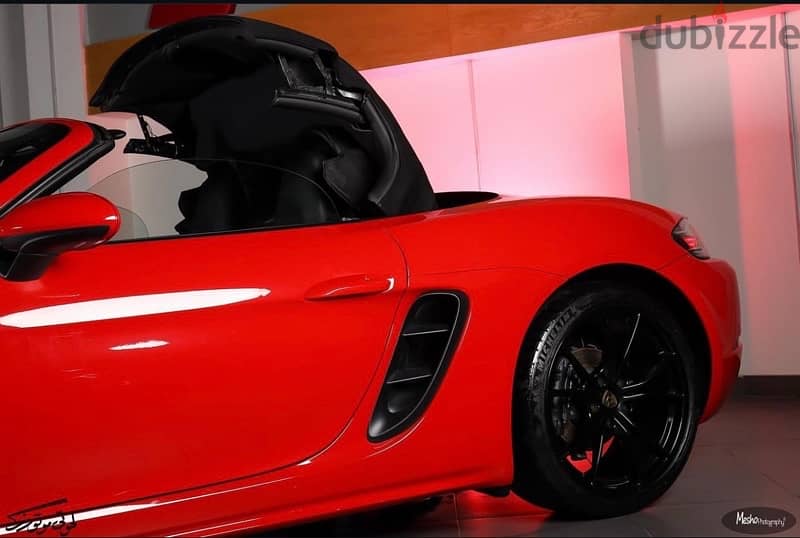 Porsche Boxster 2021 1