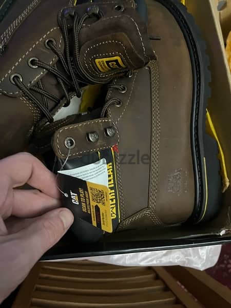 Caterpillar safety Steel toe 43 1