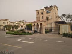 Standalone Villa Fully Finished For Sale at Uptown Cairo -  Emaar 0