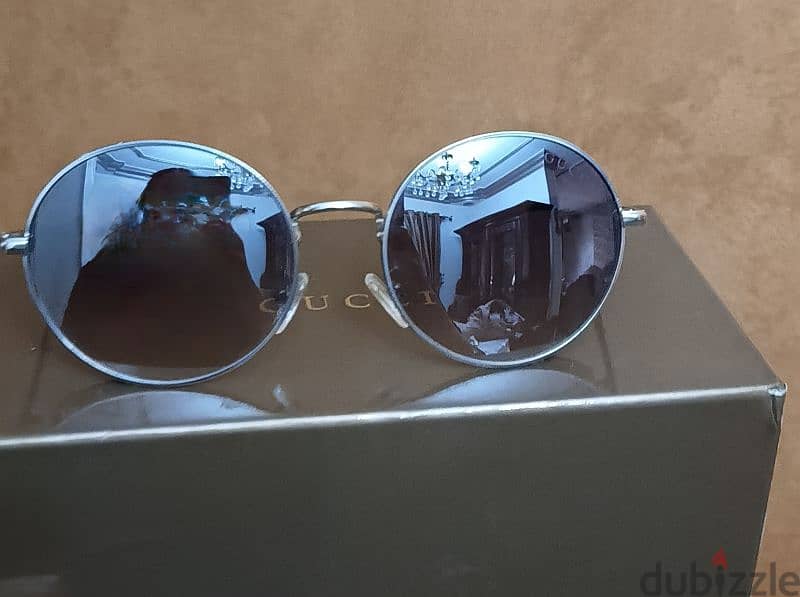 unisex guess sunglasses for women or men 1