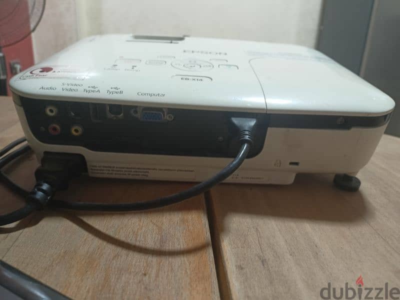 Epson EB-X14 Projector 2