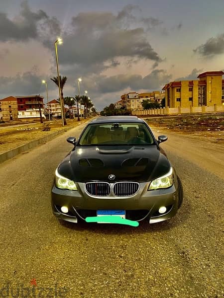 كبوت  m5 bmw كاربون فايبر حقيقي للبيع 1