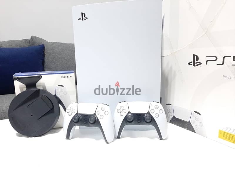 PS5 Full Version With 2 Controllers 3