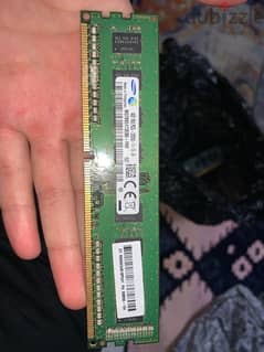 رامات ٤جيجا ddr3 استعمال اقل من شهر