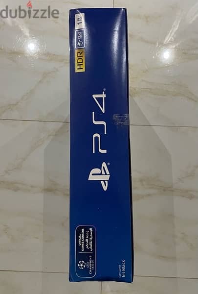 Playstation 4 Slim 1