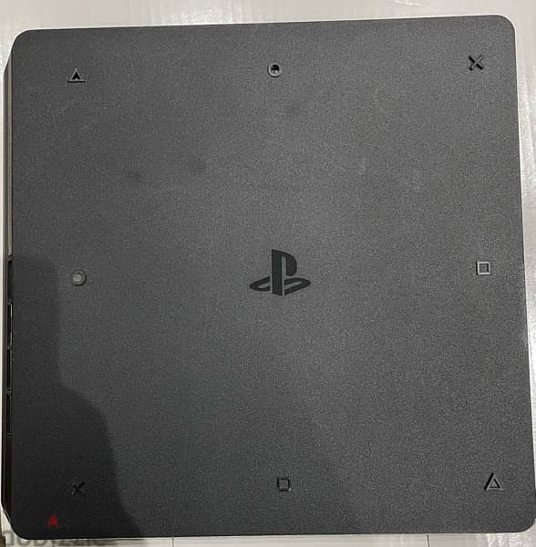 Playstation 4 Slim 4