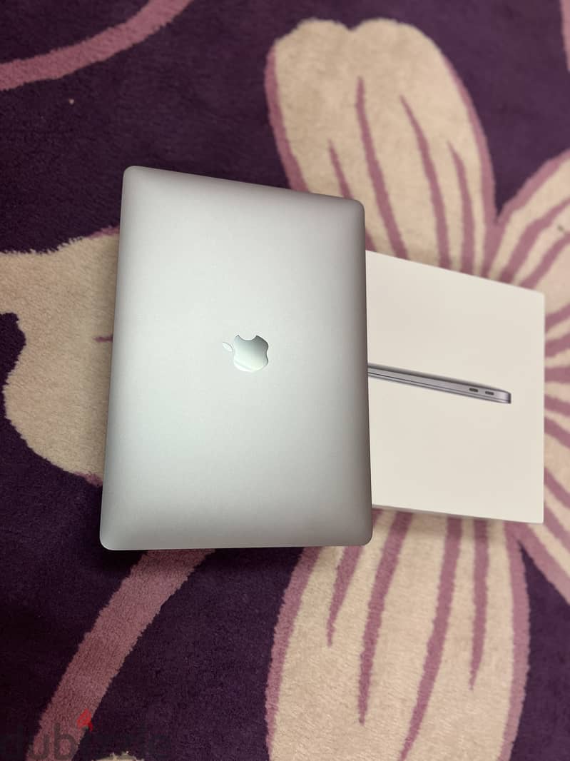 MacBook Air M1 7