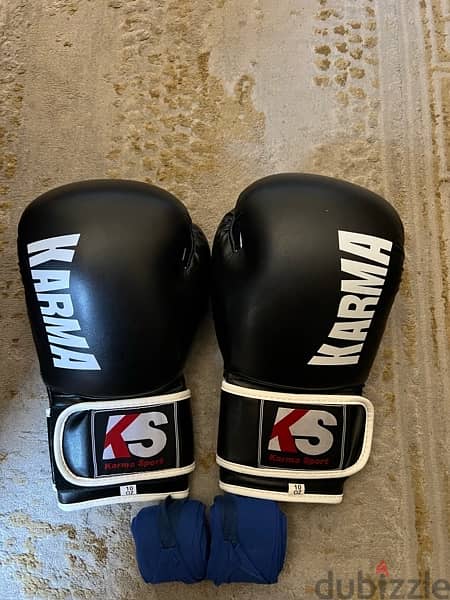 Boxing Gloves Karma original with bandage venum 1