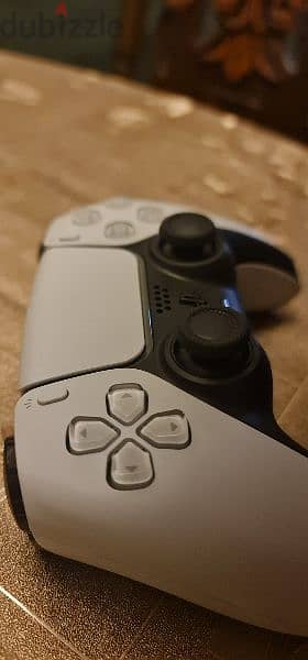 PS5 Dual Sense controller - Used دراع بلايستيشن مستعمل 4