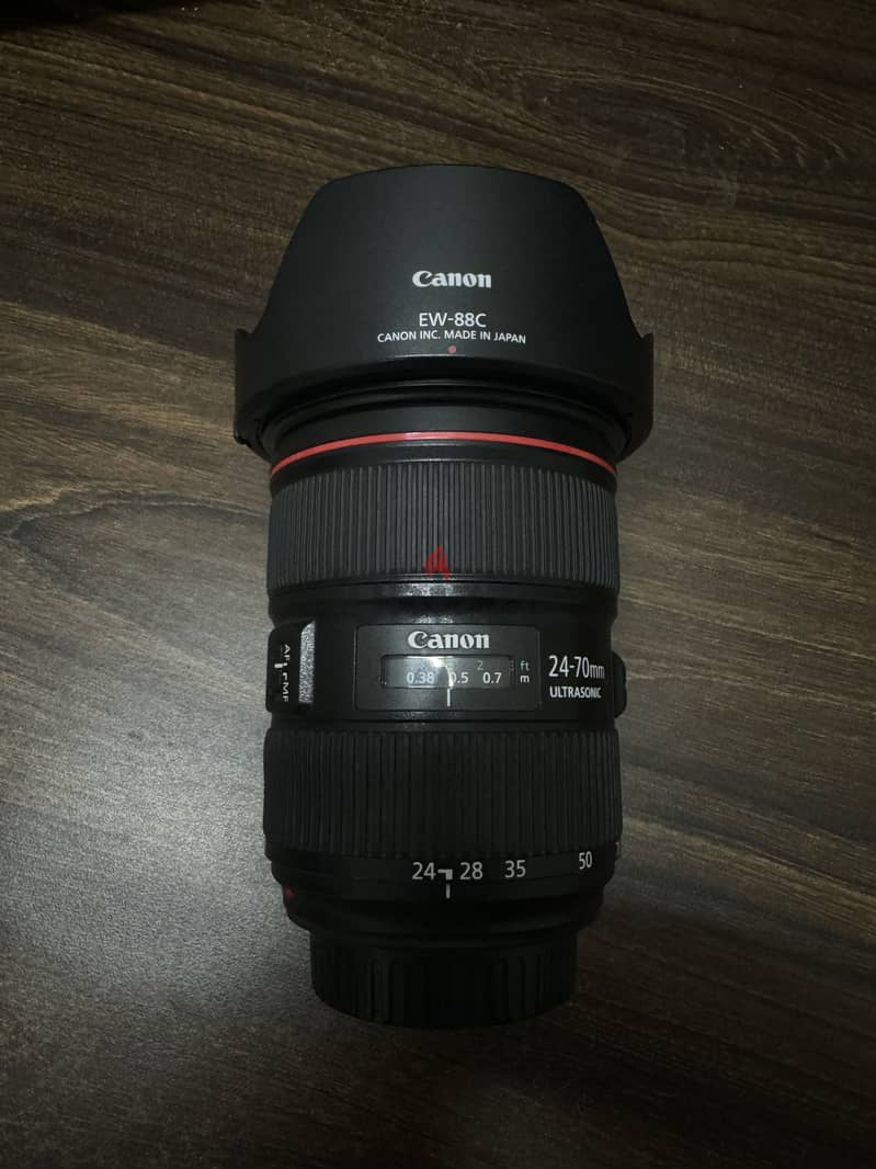 Lens Canon 24-70 f/2.8 4