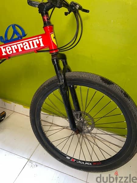 عجله فيراري قابله للطي مقاس ٢٦ حاله ممتازه /   للطي ferrari 26 bicycle 3