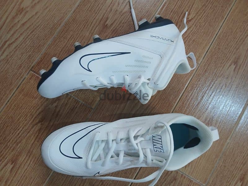 Original Nike soccer size 40 نايك حذاء كرة قدم 1