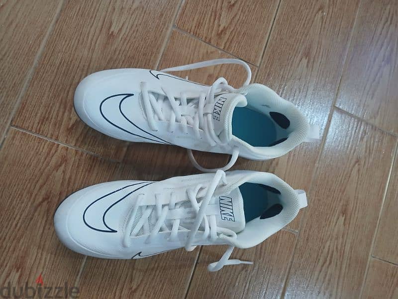 Original Nike soccer size 40 نايك حذاء كرة قدم 2