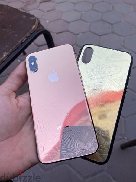 IPHONE xs (GOLD) 2