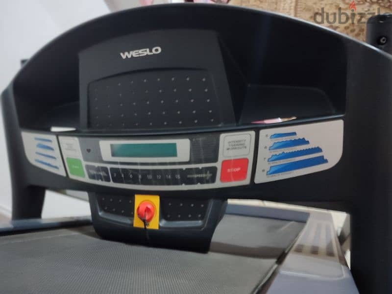 مشاية رياضية استعمال خفيف منزلي ماركة weslo 4