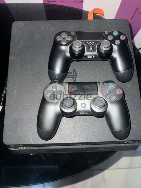 play station 4 slim 2