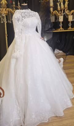 wedding dress