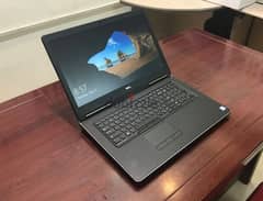 Dell precision 7710 بكارت 8 جيجا استعمال خفيف