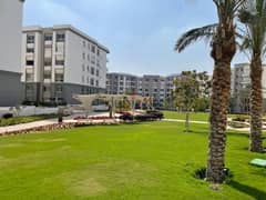 With down payment and installments  apartment160m double view landscape ready to move  in compound hyde park 0