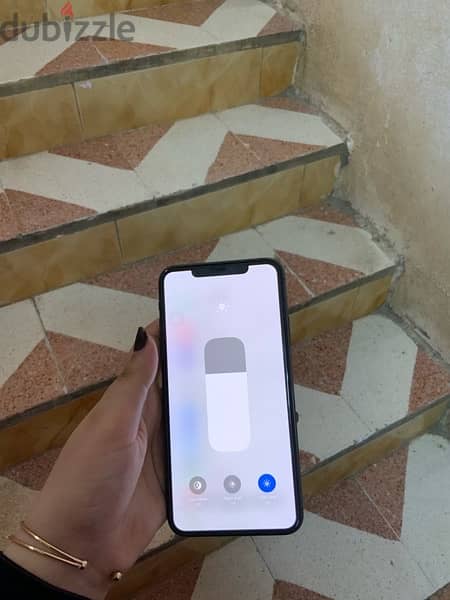 iPhone 11 Pro Max 2 sim بخطين 6