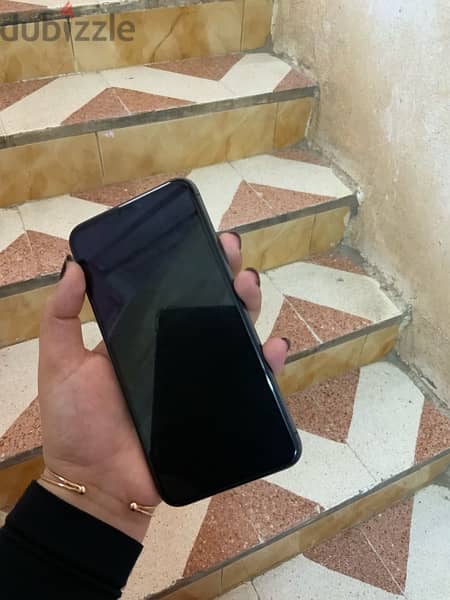 iPhone 11 Pro Max 2 sim بخطين 7