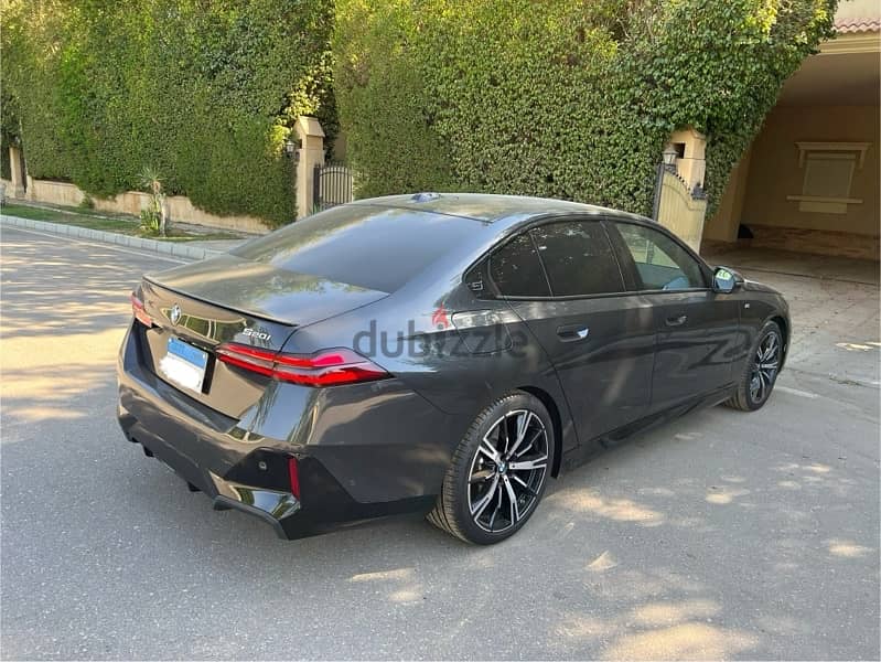 BMW 520 2024 (وكيل) 2