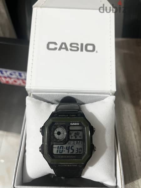 Casio watch - World Time (with case & warranty) 0