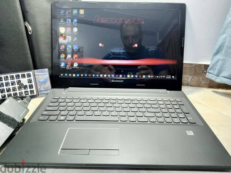 Lenovo laptop جيل سابع وكارت شاشه R6 9