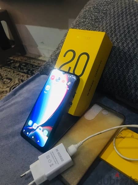 موبيل M-HORSE CAMON 20 1