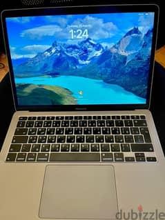 Macbook Air 2020 - English/Arabic Keyboard (perfect condition)