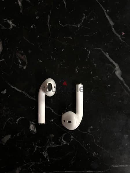 Apple AirPods 2nd Ge -  ابل ايربودز مع غطاء الجيل الثاني 3