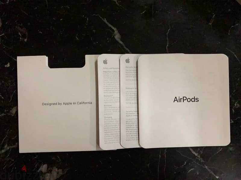 Apple AirPods 2nd Ge -  ابل ايربودز مع غطاء الجيل الثاني 5