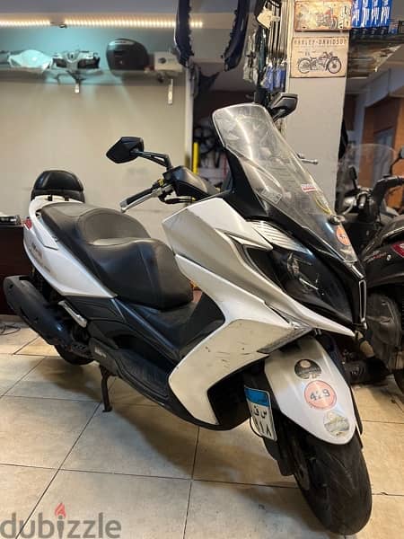 Kymco downtown 350 1