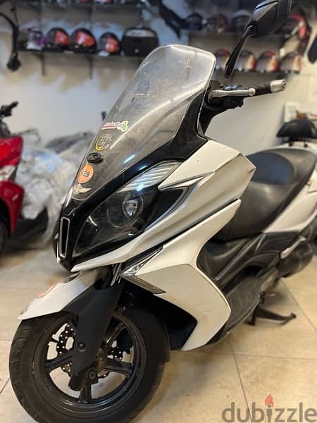 Kymco downtown 350 4