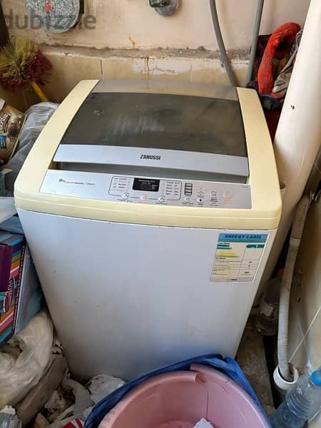 غسالة زانوسي 9KG فوق أتوماتيك   Zanussi top loaded 2