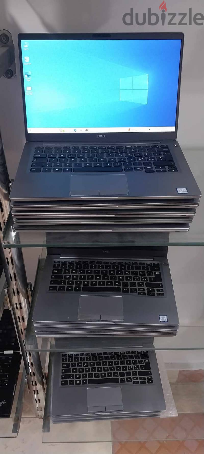 Dell 7400 الجيل التامن i5 ماتيريال معدن فضي شيك جدا ultra slim 9