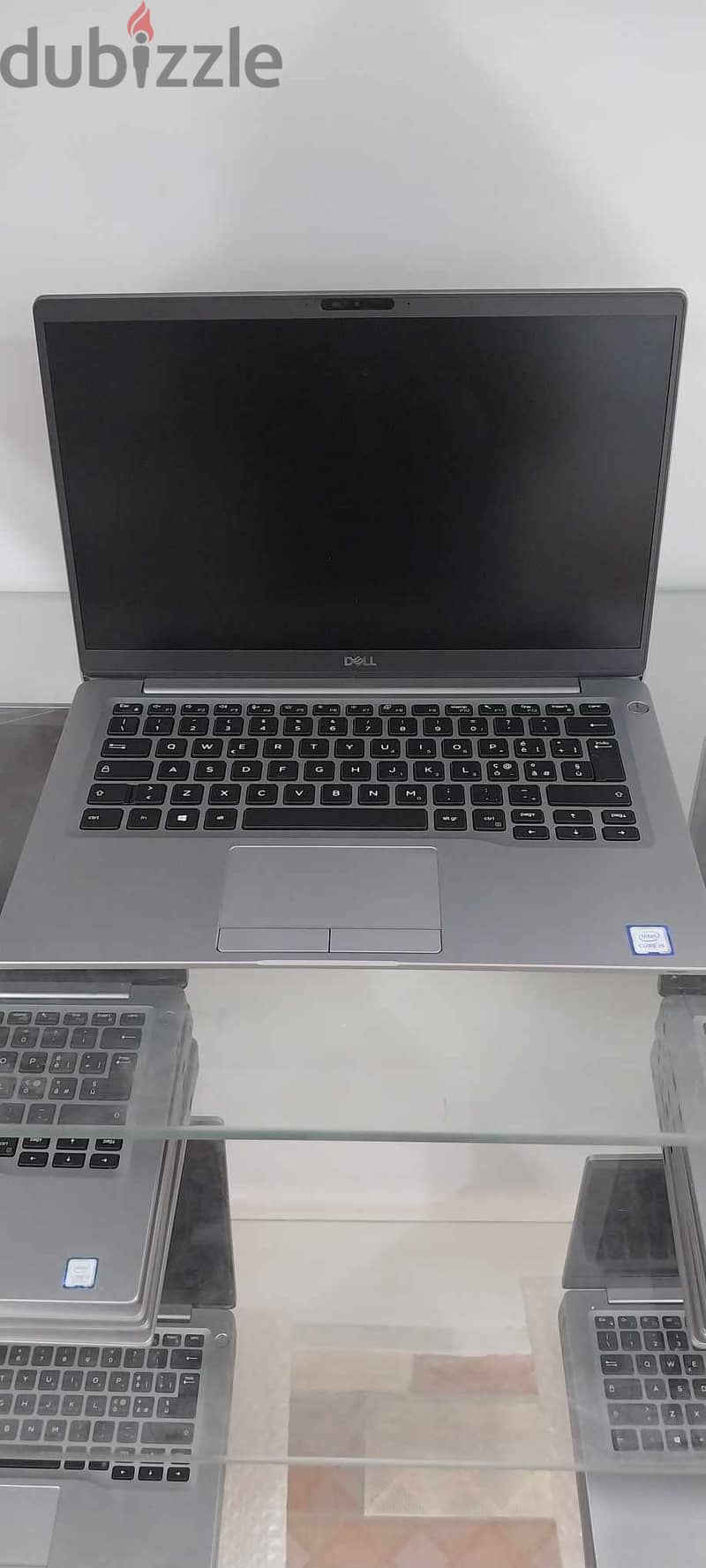 Dell 7400 الجيل التامن i5 ماتيريال معدن فضي شيك جدا ultra slim 13