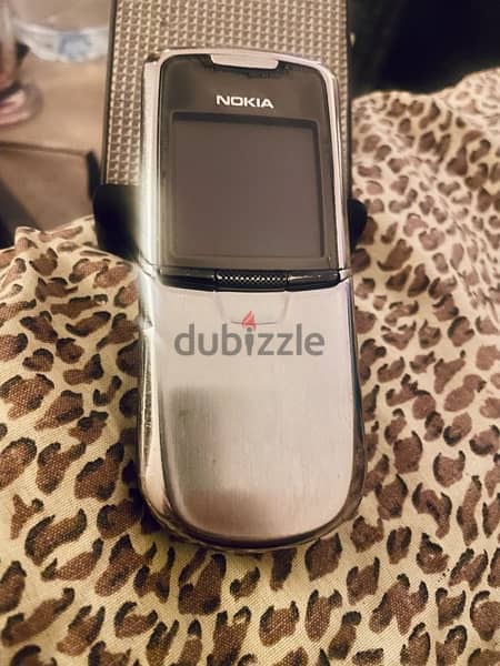 Nokia 8800 Classic Silver Titanium  نوكيا ٨٨٠٠ 1