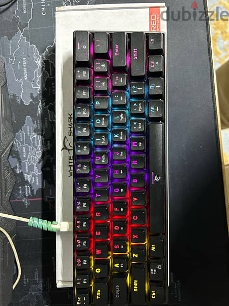 keyboard white shark 60% 1