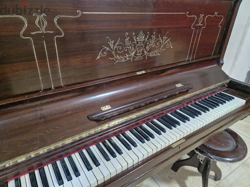 Baldwin American upright piano  very good condition 13