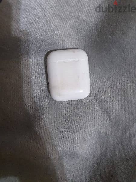 airpods gen 2 original . 2