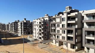 Apartment for sale 170 meters, a very prime location on Waslet Dahshure Road directly Sheikh Zayed, In Cairo University Compound 0