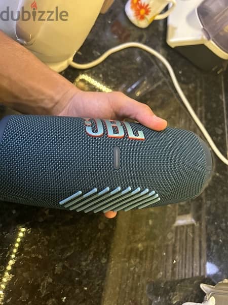 jbl charge 5 blue color 2