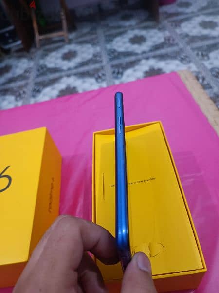 موبايل Realme 6 نسخة ٨ رام مساحة ١٢٨ جيجا 5