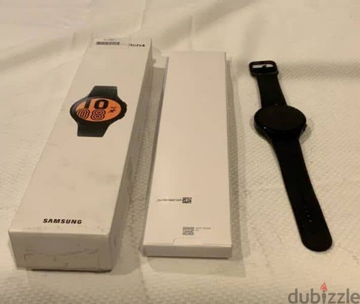 Samsung galaxy watch 4 44m black  like new 1