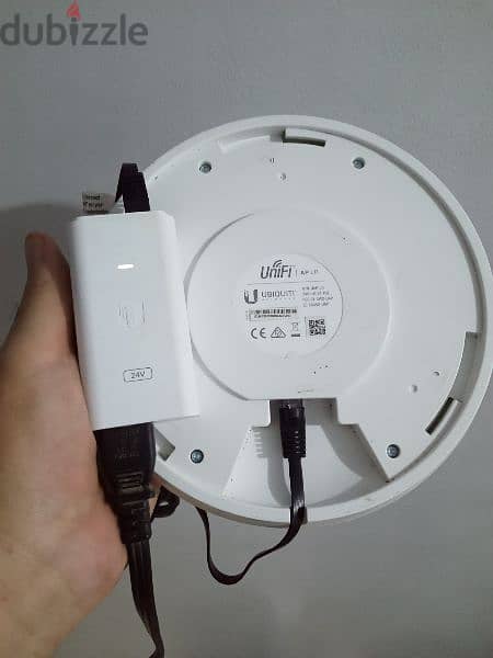 Ubiquiti UniFi AP-LR Long Range Access Point اكسس يوبيكويتي 500 مستخدم 1