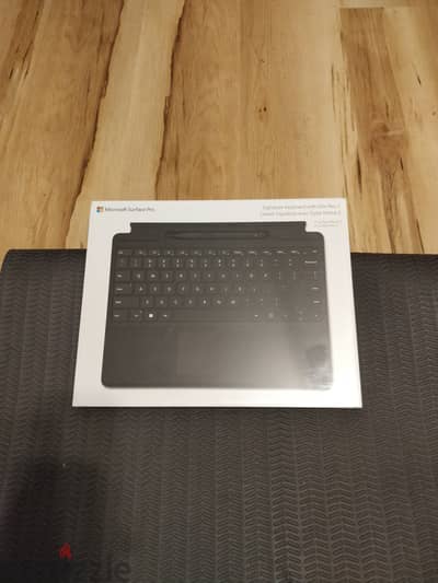 Sealed Surface Pro Keyboard Surface Slim Pen 2